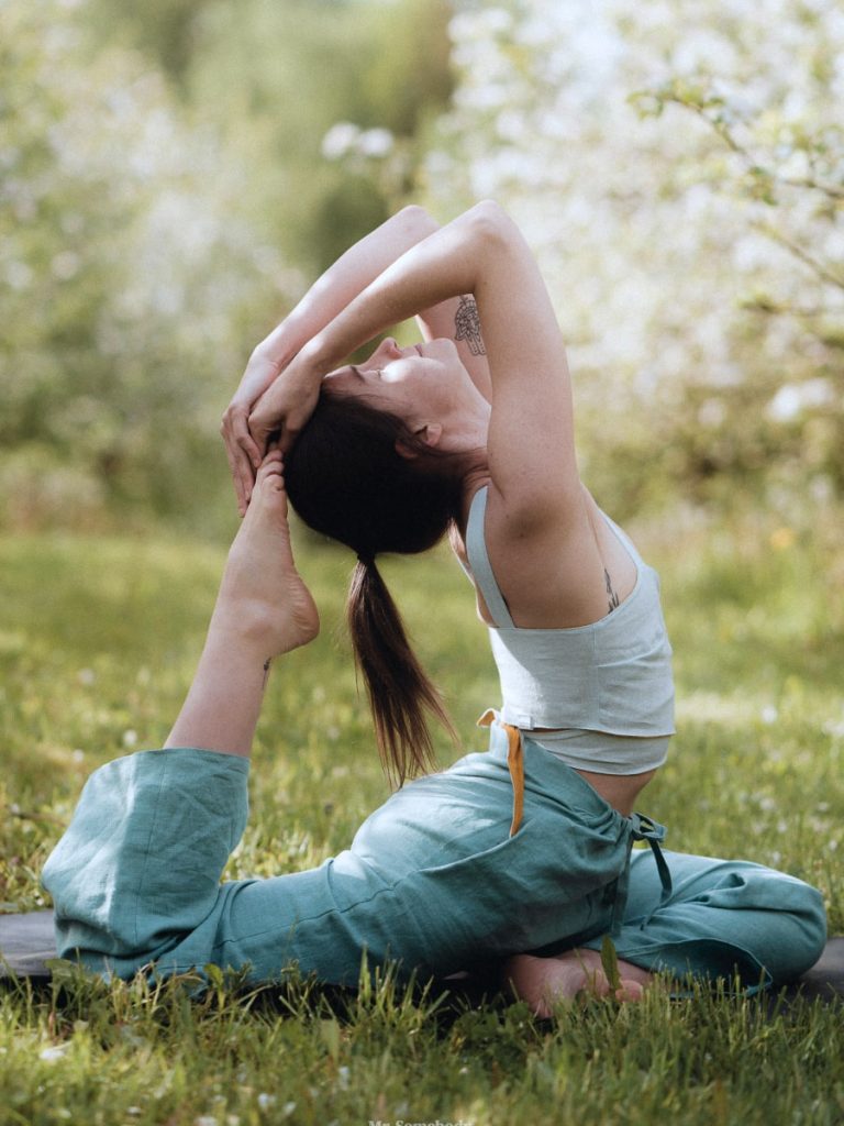 book an appointment sec img 768x1024.jpg